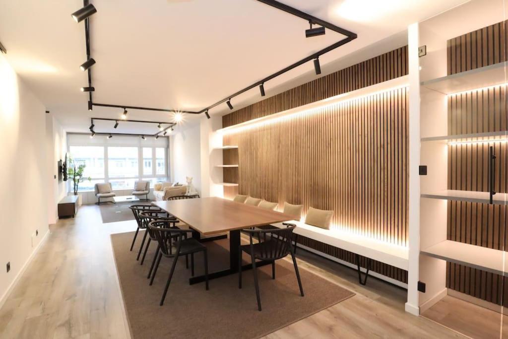 Notel Club - Precioso Loft En El Centro De La Ciudad Santander Luaran gambar